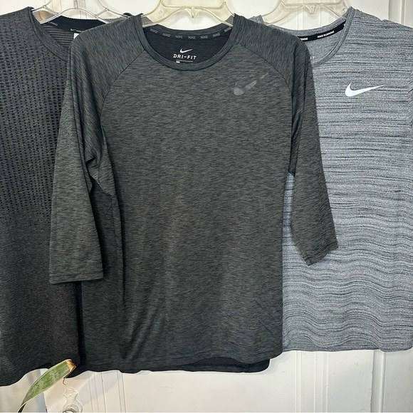 Men’s medium Nike Dri-Fit lot - Picture 2 of 16